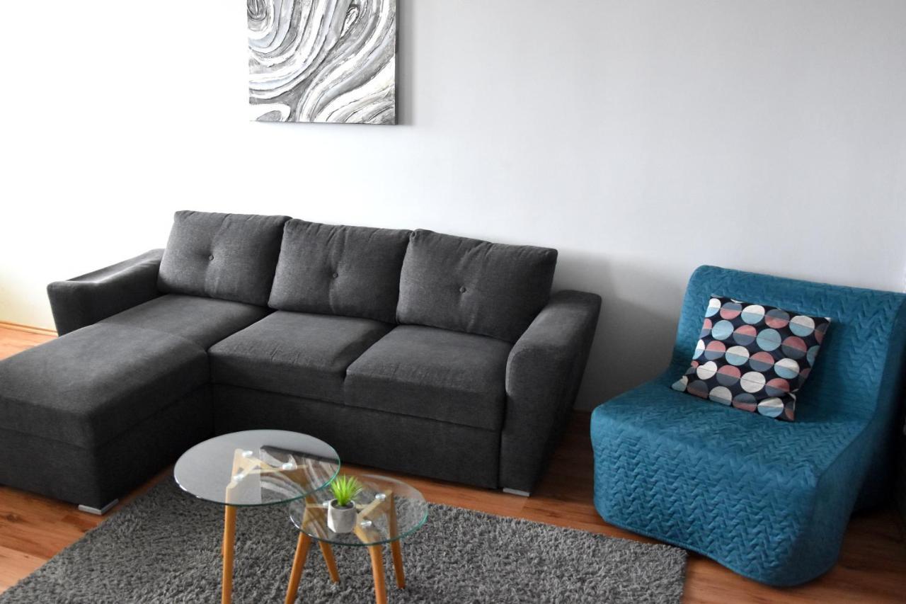 Panorama View Apartment เวสเปรม ภายนอก รูปภาพ